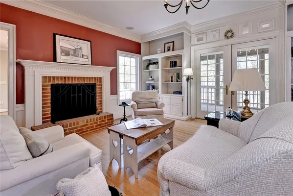 Property Slideshow image 2 of 38 | 107 landsdown, Williamsburg, VA, 23188