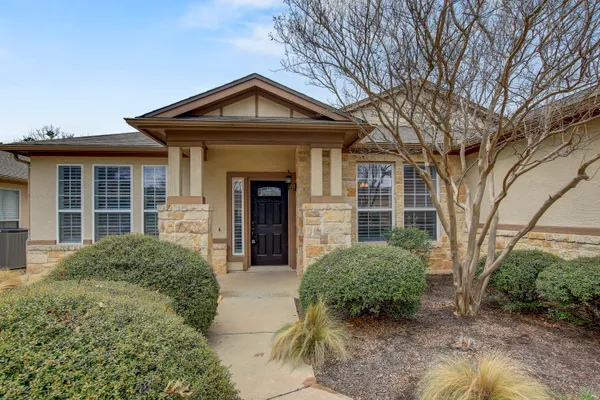 Property Slideshow image 3 of 39 | 213 mustang island trl, Georgetown, TX, 78633