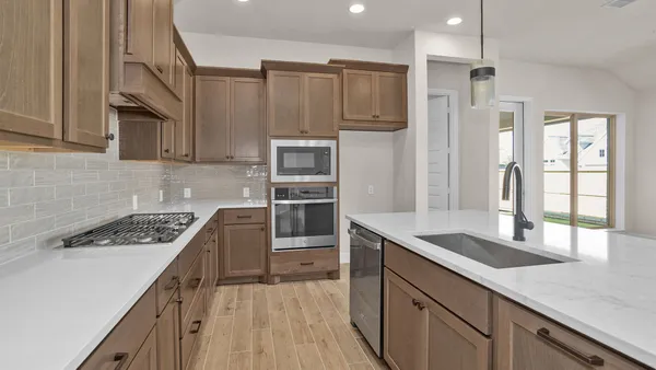 Property Slideshow image 3 of 25 | 5702 bobwhite trl, Manvel, TX, 77578