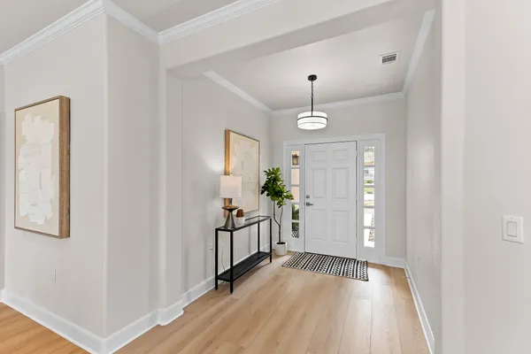 Property Slideshow image 3 of 38 | 511 dove hollow trl, Georgetown, TX, 78633