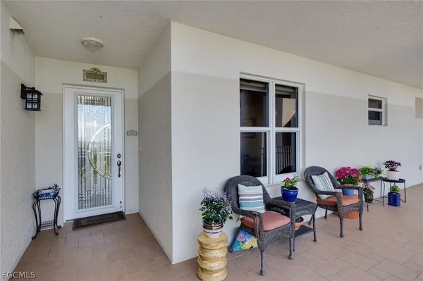 Property Slideshow image 2 of 40 | 14250 royal harbour ct 818, Fort Myers, FL, 33908
