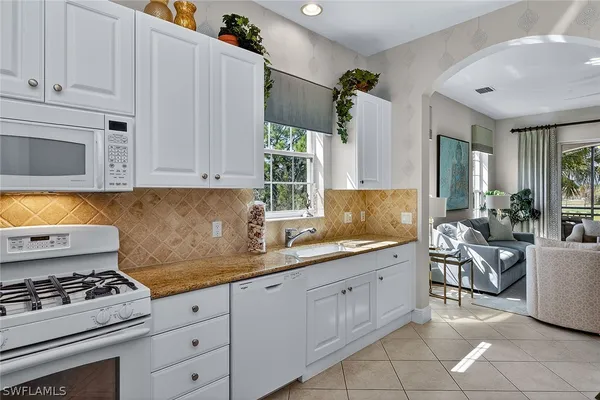 Property Slideshow image 3 of 50 | 9031 cherry oaks trl 201, Naples, FL, 34114
