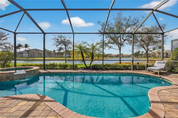 Property Slideshow image 2 of 50 | 3001 aviamar cir, Naples, FL, 34114
