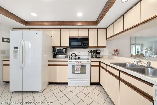 Property Slideshow image 3 of 48 | 3500 waterwood dr, Sebring, FL, 33872