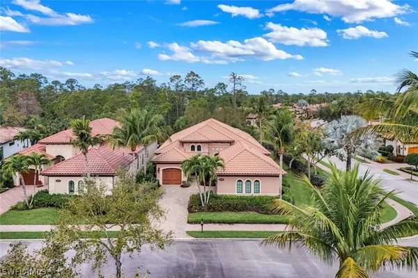 Property Slideshow image 2 of 28 | 6419 vivaldi ct, Naples, FL, 34113