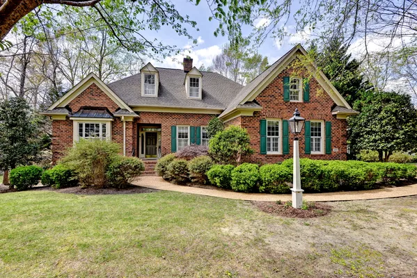 Property Slideshow image 3 of 22 | 201 heritage pointe, Williamsburg, VA, 23188