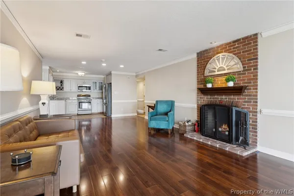 Property Slideshow image 3 of 33 | 708 graves ordinary, Williamsburg, VA, 23185