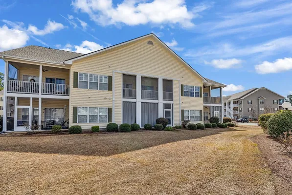 Property Slideshow image 3 of 43 | 5816 longwood dr 202, Murrells Inlet, SC, 29576