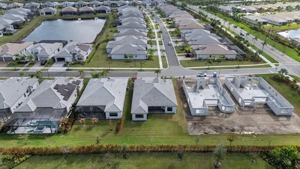 Property Slideshow image 3 of 64 | 12476 sw pink playa pkwy, Port St Lucie, FL, 34987