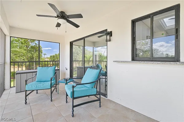 Property Slideshow image 2 of 19 | 5530 trailwinds dr 726, Fort Myers, FL, 33907