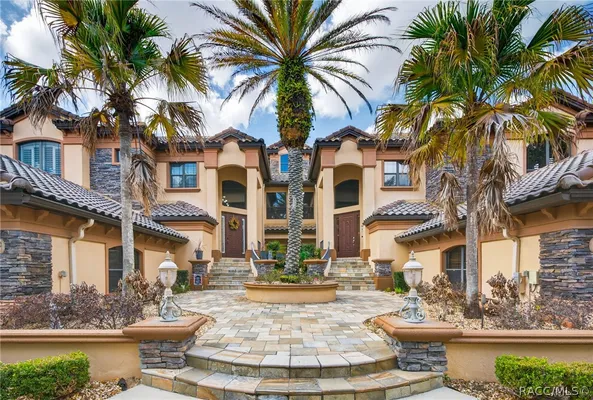 Property Slideshow image 3 of 51 | 1105 w pointe vista path 43, Hernando, FL, 34442