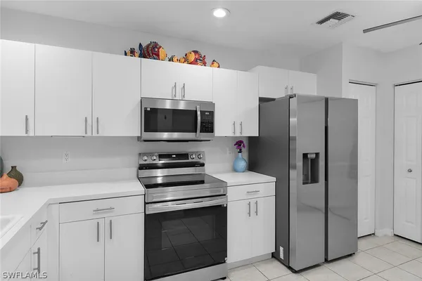 Property Slideshow image 2 of 25 | 8345 whisper trace way 102, Naples, FL, 34114