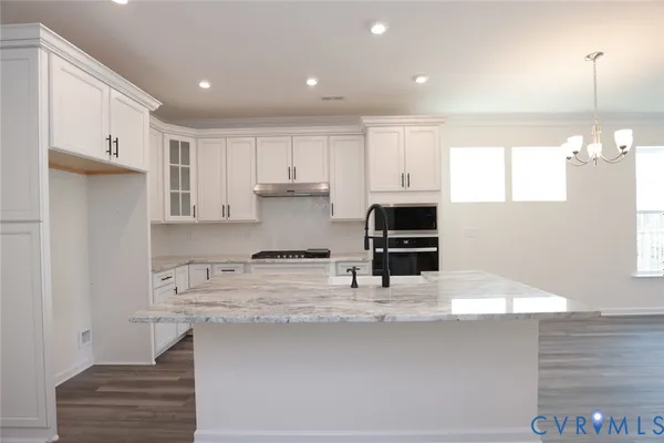 Property Slideshow image 3 of 12 | 10342 szalay ln, Ashland, VA, 23005