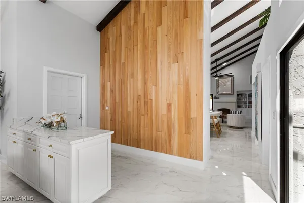 Property Slideshow image 3 of 50 | 588 tierra mar ln 23, Naples, FL, 34108