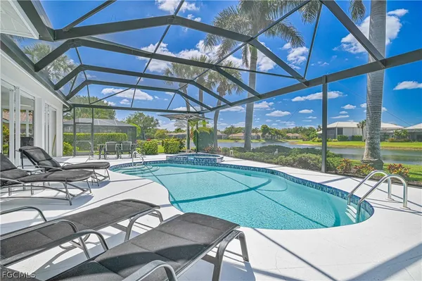 Property Slideshow image 3 of 40 | 3681 lakemont dr, Bonita Springs, FL, 34134