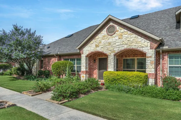 Property Slideshow image 3 of 29 | 5639 hummingbird ln, Fairview, TX, 75069