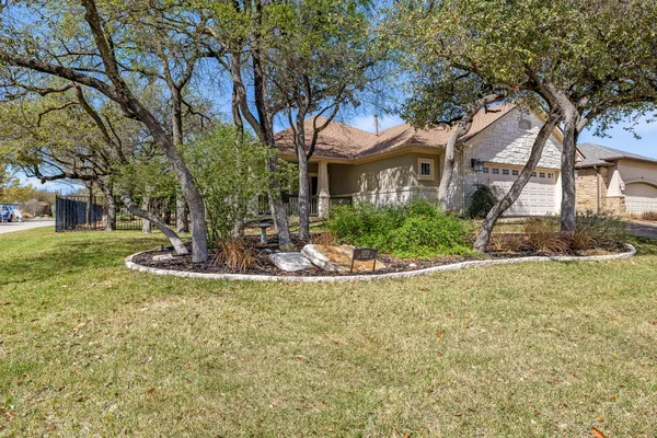 Property Slideshow image 3 of 26 | 5201 big spring st, Georgetown, TX, 78633