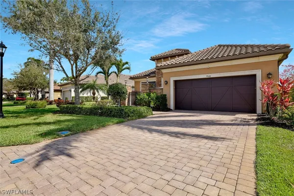 Property Slideshow image 3 of 49 | 9568 mussorie ct, Naples, FL, 34114