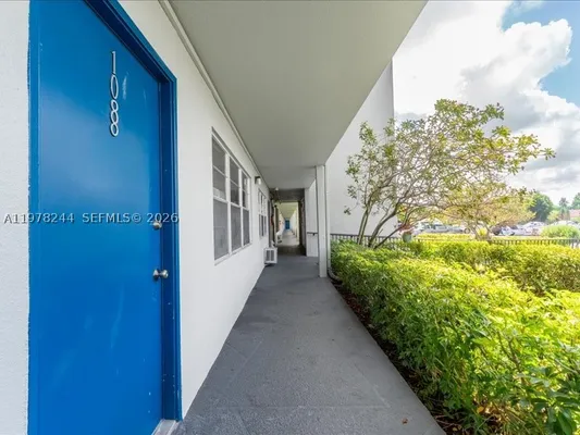 Property Slideshow image 3 of 34 | 301 sw 135th ave 108c, Pembroke Pines, FL, 33027