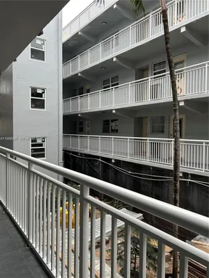 Property Slideshow image 2 of 16 | 215 se 3rd ave 101a, Hallandale Beach, FL, 33009