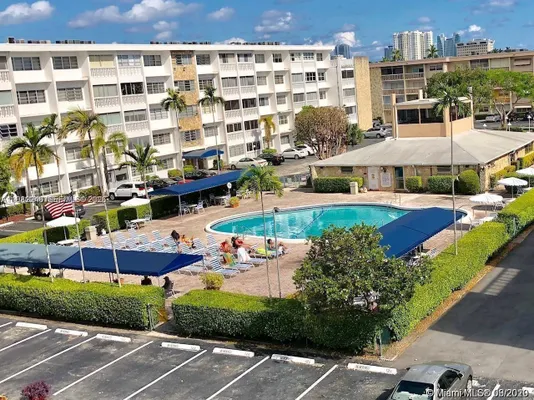 Property Slideshow image 3 of 16 | 215 se 3rd ave 101a, Hallandale Beach, FL, 33009