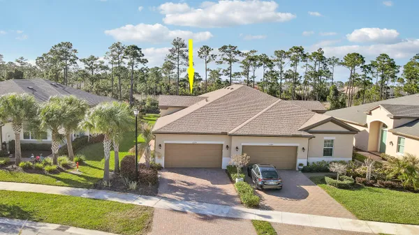 Property Slideshow image 3 of 70 | 10894 sw winding lakes cir, Port Saint Lucie, FL, 34987