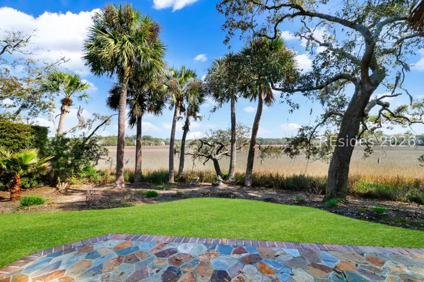 Property Slideshow image 3 of 58 | 10 bayley point ln, Hilton Head Island, SC, 29926