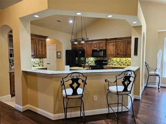 Property Slideshow image 2 of 35 | 2612 country view ln, Mckinney, TX, 75069