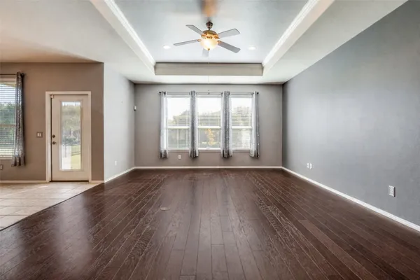 Property Slideshow image 2 of 27 | 2941 oyster bay dr, Frisco, TX, 75036