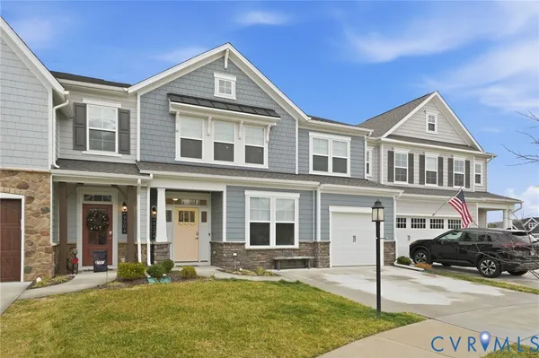 Property Slideshow image 2 of 62 | 9204 cerulean pl, Richmond, VA, 23238