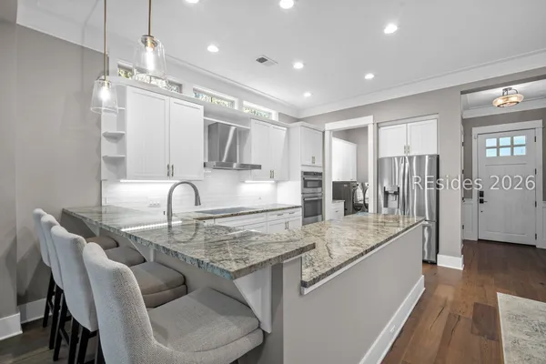 Property Slideshow image 2 of 60 | 18 pine shadow ct, Bluffton, SC, 29910