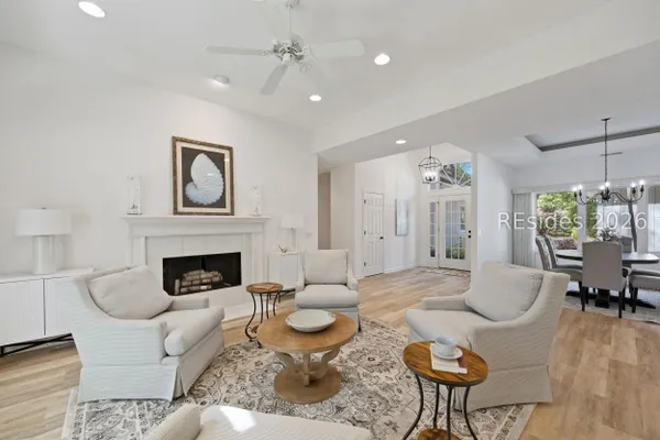 Property Slideshow image 3 of 70 | 10 sagebush ln, Hilton Head Island, SC, 29926