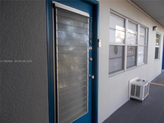 Property Slideshow image 2 of 24 | 13450 sw 3rd st 310d, Pembroke Pines, FL, 33027