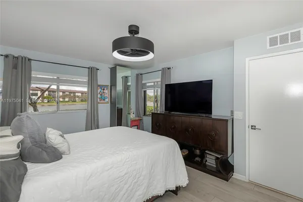 Property Slideshow image 3 of 30 | 13705 sw 12th st 104b, Pembroke Pines, FL, 33027