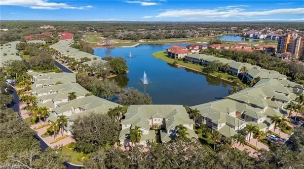 Property Slideshow image 3 of 25 | 600 vintage reserve ln 22b, Naples, FL, 34119