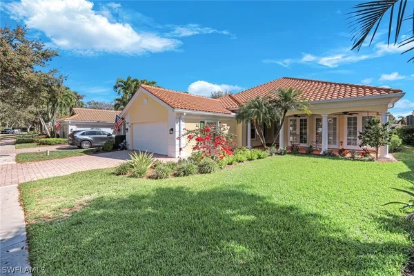 Property Slideshow image 3 of 50 | 4322 queen elizabeth way, Naples, FL, 34119