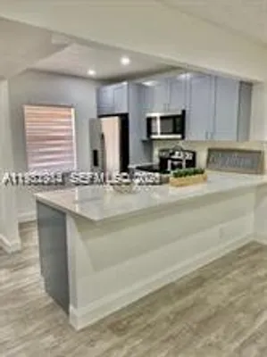 Property Slideshow image 3 of 14 | 7605 nw 4th pl 206, Margate, FL, 33063