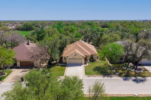 Property Slideshow image 2 of 33 | 604 caprock canyon trl, Georgetown, TX, 78633