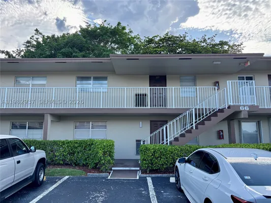 Property Slideshow image 2 of 27 | 601 nw 80th ave 207, Margate, FL, 33063