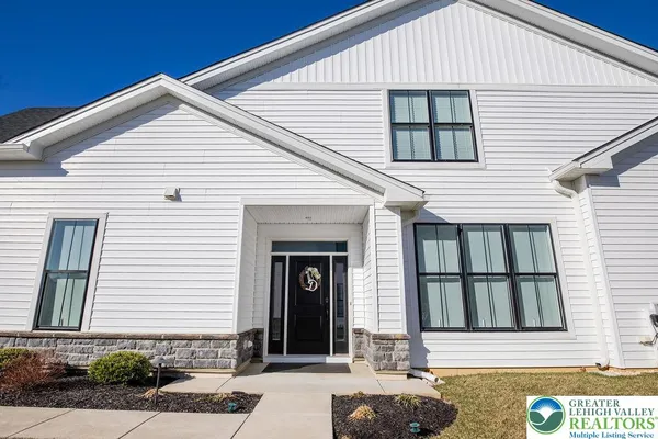 Property Slideshow image 2 of 44 | 6979 pine ln, East Allen Twp, PA, 18014