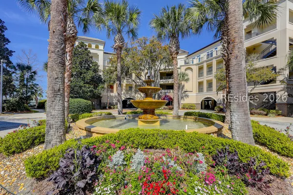 Property Slideshow image 2 of 46 | 300 grandview ct 323, Hilton Head Island, SC, 29926