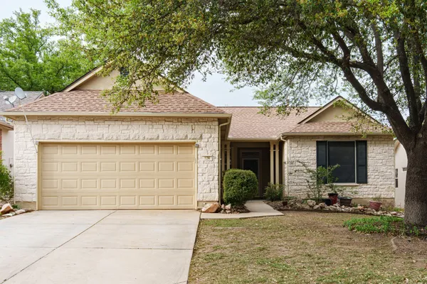 Property Slideshow image 3 of 27 | 124 dewberry dr, Georgetown, TX, 78633