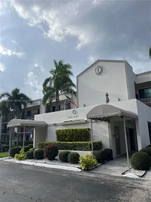 Property Slideshow image 2 of 2 | 10834 w clairmont cir 204, Tamarac, FL, 33321