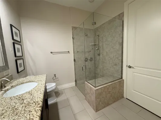 Property Slideshow image 3 of 35 | 108 rivalto cir c3, Lakeway, TX, 78734