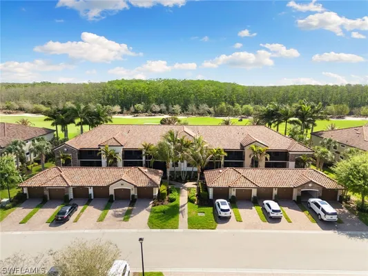 Property Slideshow image 2 of 47 | 28021 bridgetown ct 5324, Bonita Springs, FL, 34135