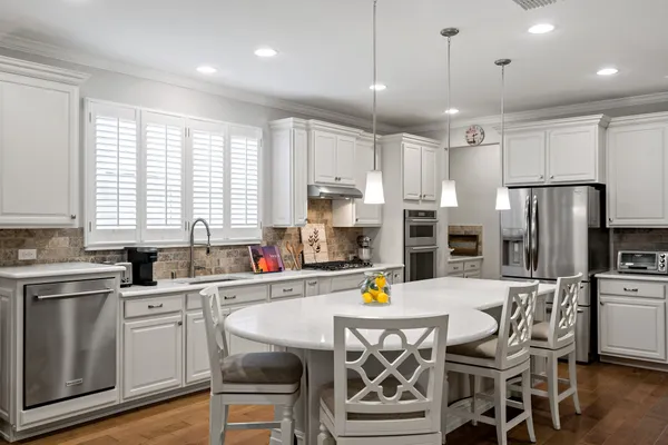 Property Slideshow image 2 of 40 | 1020 old glory dr, Little Elm, TX, 76227