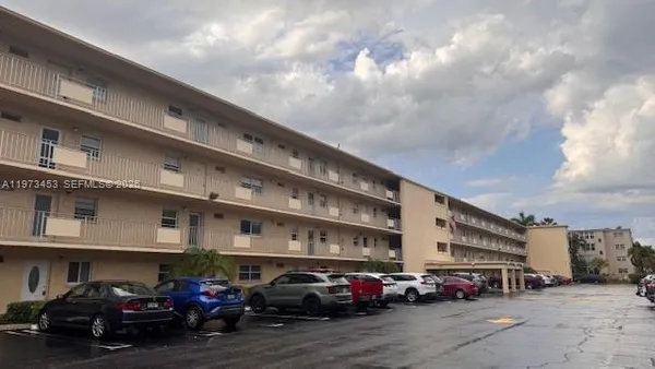 Property Slideshow image 2 of 12 | 2615 ne 3 4120, Boynton Beach, FL, 33435