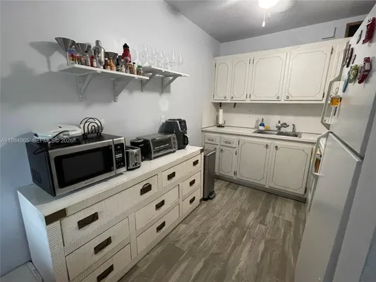 Property Slideshow image 2 of 16 | 279 markham m m, Deerfield Beach, FL, 33442