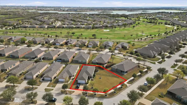 Property Slideshow image 3 of 36 | 2649 honeybee ln, Frisco, TX, 75036