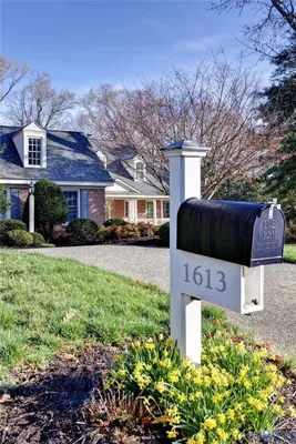 Property Slideshow image 3 of 84 | 1613 river rdg, Williamsburg, VA, 23185